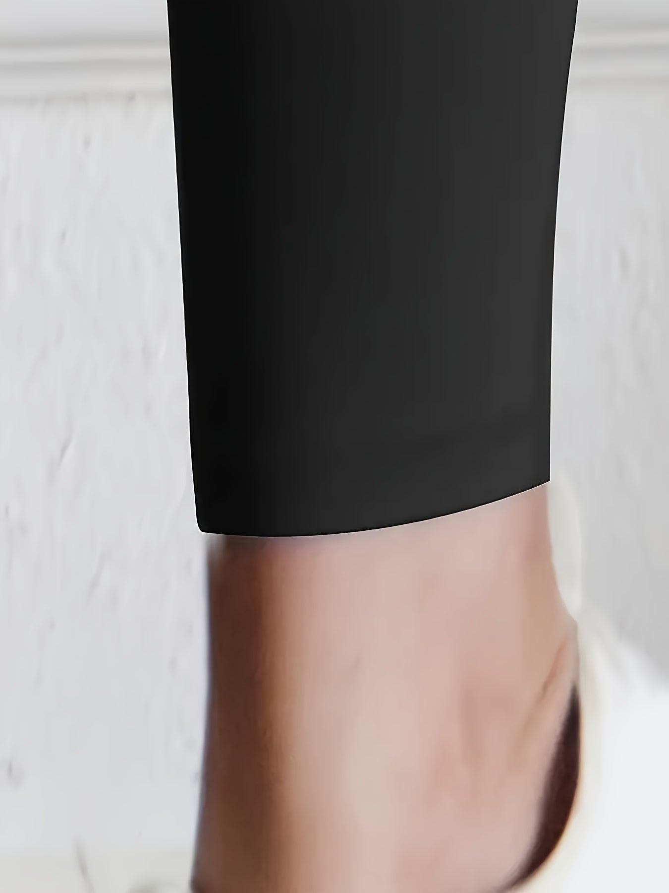 SOMOYA Women's Slim-Fit Zippered Athletic Jacket And Pants Set