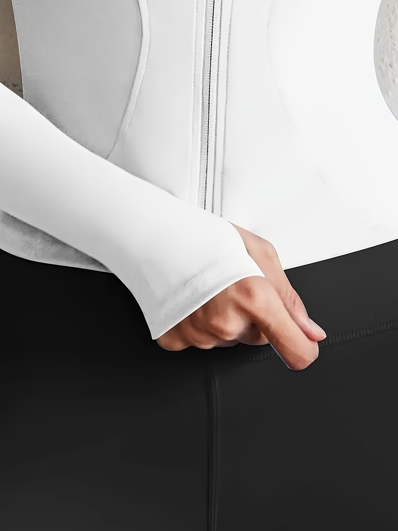 SOMOYA Women's Slim-Fit Zippered Athletic Jacket And Pants Set